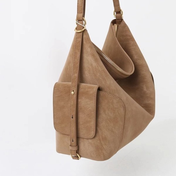 Brown Leather Shoulder Bag with Convertible Strap Design - Image 2