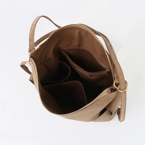 Brown Leather Shoulder Bag with Convertible Strap Design - Image 6
