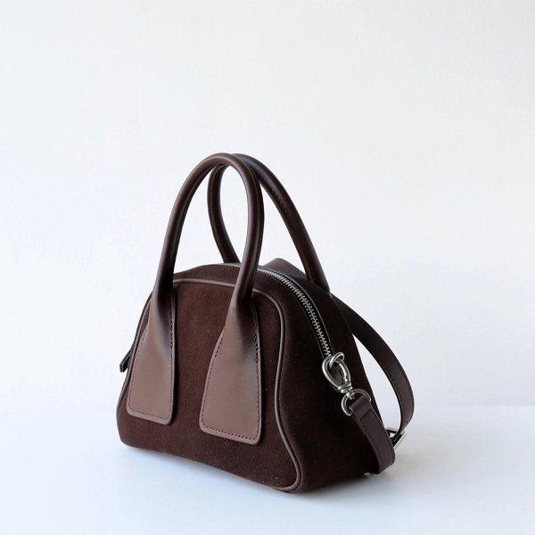 Leather Crossbody Bag with Double Handles and Zip Closure - Image 3